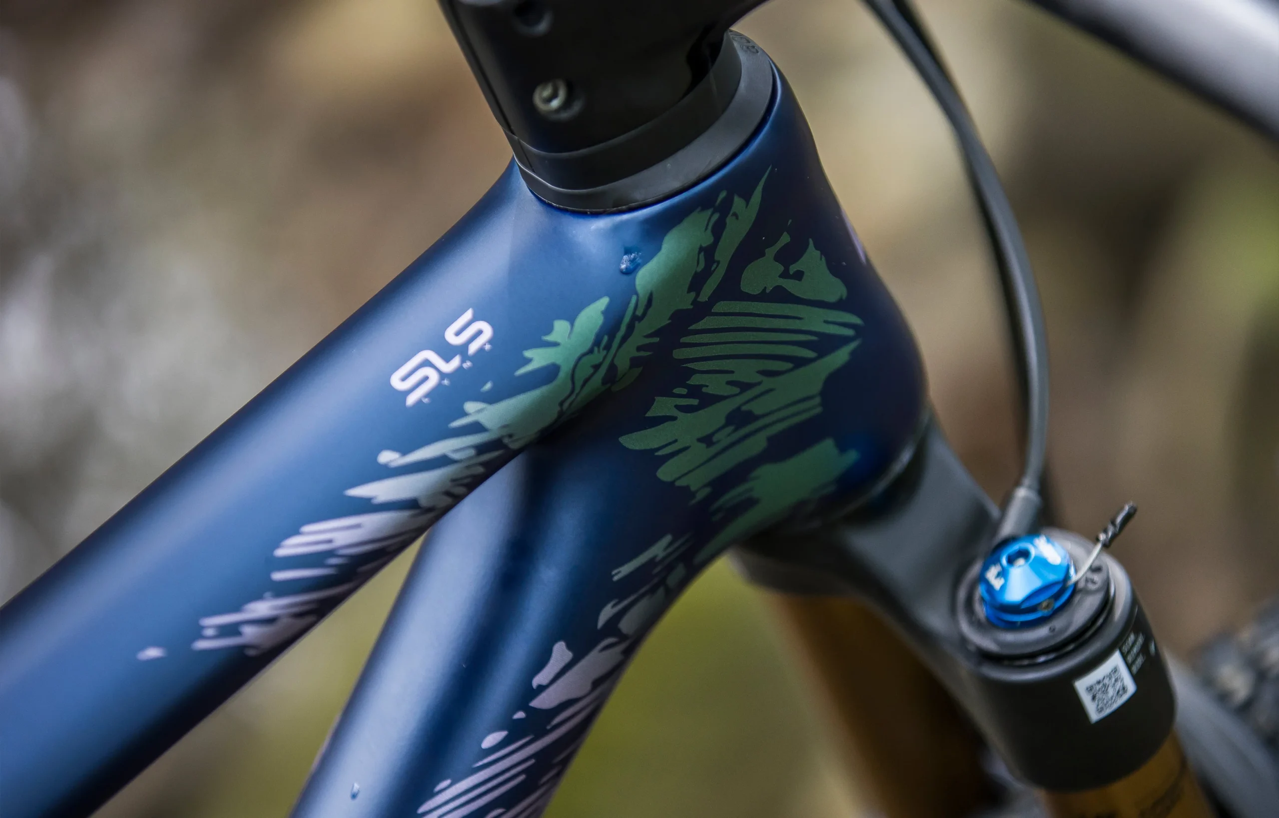 BICICLETA BH LYNX SLS 6.5 CARBON DEORE/XT 12V. H. FOX 34SL AZUL - Imagen 4