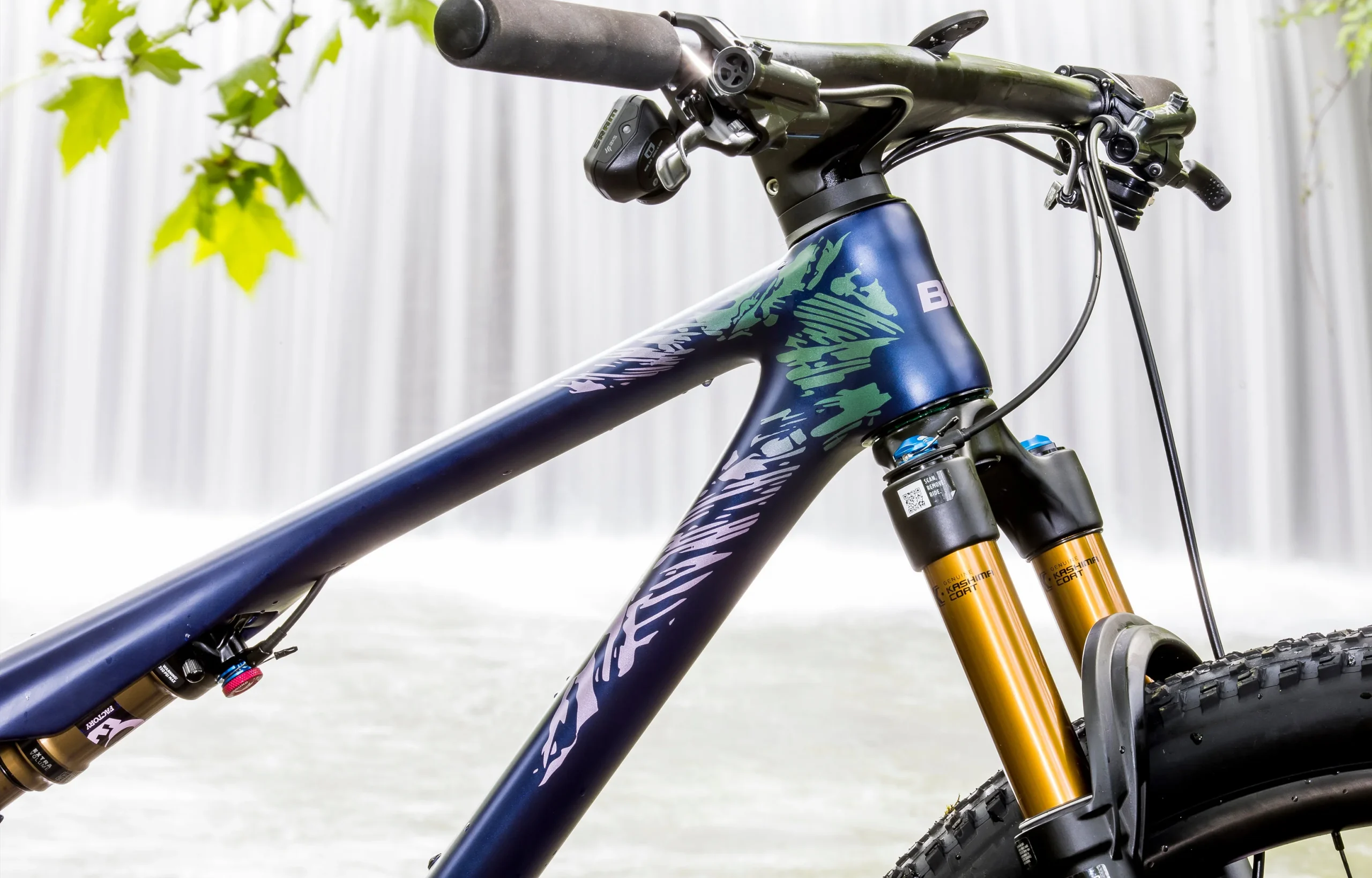 BICICLETA BH LYNX SLS 6.5 CARBON DEORE/XT 12V. H. FOX 34SL AZUL - Imagen 3